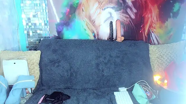 Snapshot of ZAMMIRA chatting on February 1, 8:34 am ZAMMIRA online show from February 1, 8:34 am