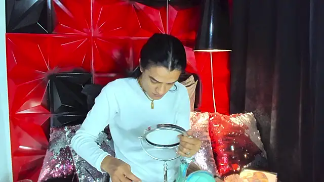 Snapshot of ZAMMIRA chatting on February 15, 6:25 am ZAMMIRA online show from February 15, 6:25 am