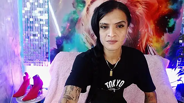 Snapshot of ZAMMIRA chatting on June 12, 11:52 am ZAMMIRA online show from June 12, 11:52 am