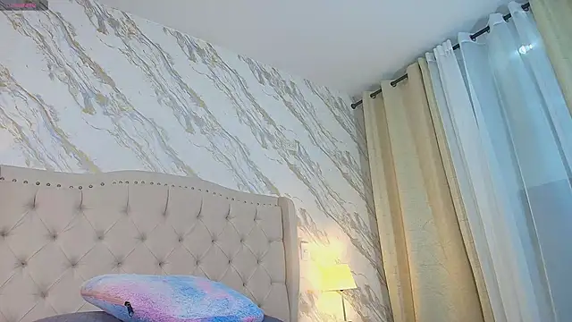 shanell-hott online show from October 12, 6:26 am