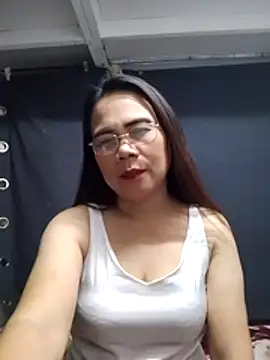 erma joy online show from April 22, 9:21 pm