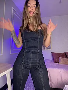 HoneyMollyX online show from November 27, 1:00 pm