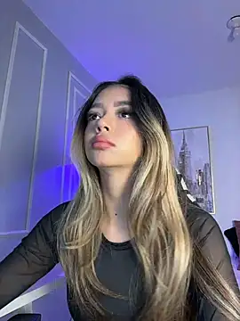 HoneyMollyX online show from March 2, 1:07 pm