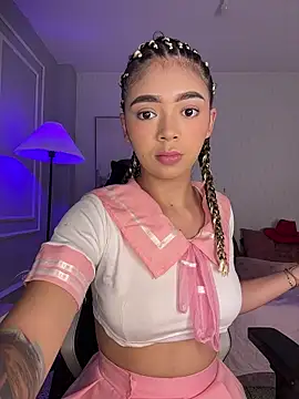 HoneyMollyX online show from November 24, 1:00 pm