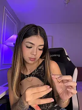 HoneyMollyX online show from March 27, 2:07 pm