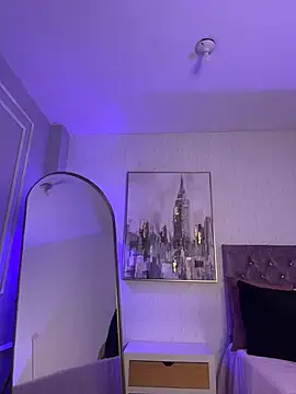 Snapshot of HoneyMollyX chatting on July 1, 1:11 pm HoneyMollyX online show from July 1, 1:11 pm