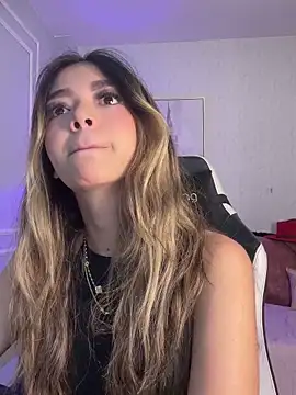 HoneyMollyX online show from December 21, 1:02 pm