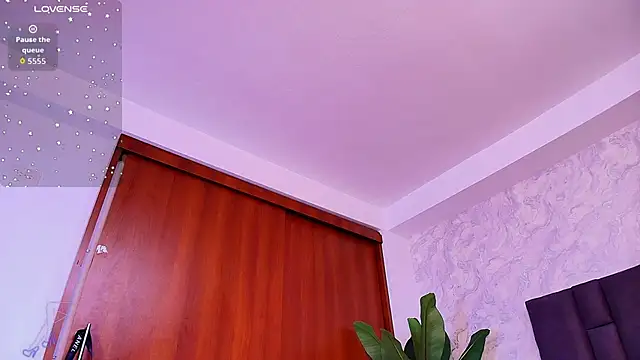 alexandralopez- online show from November 26, 8:09 pm