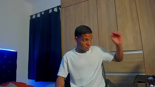 isaac master77 online show from November 11, 2:50 am