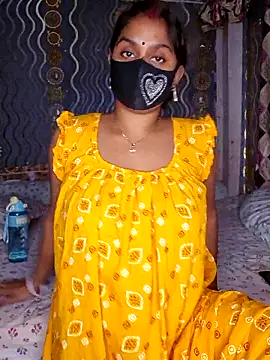 Snapshot of Sweet-Maddlina chatting on November 9, 5:50 pm Sweet-Maddlina online show from November 9, 5:50 pm