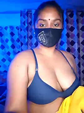 Snapshot of Sweet-Maddlina chatting on March 3, 4:08 am Sweet-Maddlina online show from March 3, 4:08 am