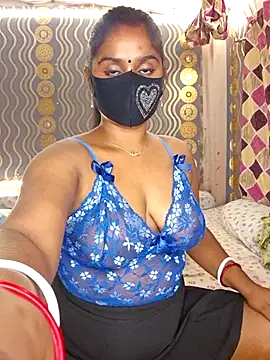 Snapshot of Sweet-Maddlina chatting on November 10, 5:56 am Sweet-Maddlina online show from November 10, 5:56 am