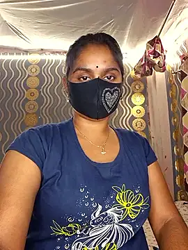 Snapshot of Sweet-Maddlina chatting on November 11, 6:08 am Sweet-Maddlina online show from November 11, 6:08 am