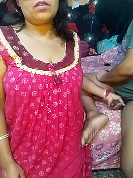 modhu82 online show from November 15, 6:56 pm