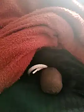 Snapshot of lexxymoron chatting on November 23, 8:24 am lexxymoron online show from November 23, 8:24 am