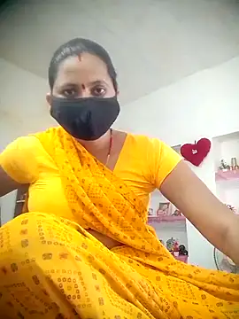 Snapshot of Q_rekha chatting on October 17, 8:06 am Q rekha online show from October 17, 8:06 am