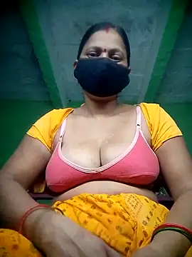 Snapshot of Q_rekha chatting on October 17, 10:00 pm Q rekha online show from October 17, 10:00 pm