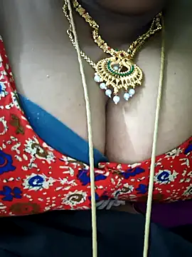 sweetrevathi online show from October 22, 7:35 pm