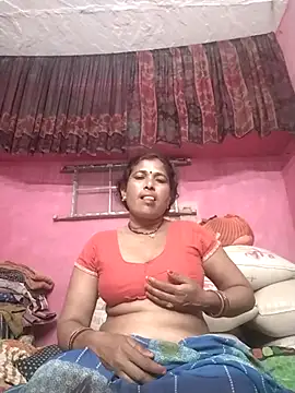 Snapshot of R_sehjal chatting on October 13, 9:05 pm R sehjal online show from October 13, 9:05 pm