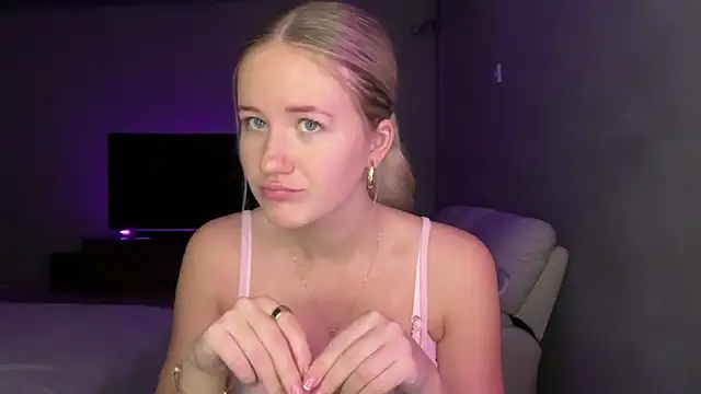 itssosierra online show from May 27, 1:48 am