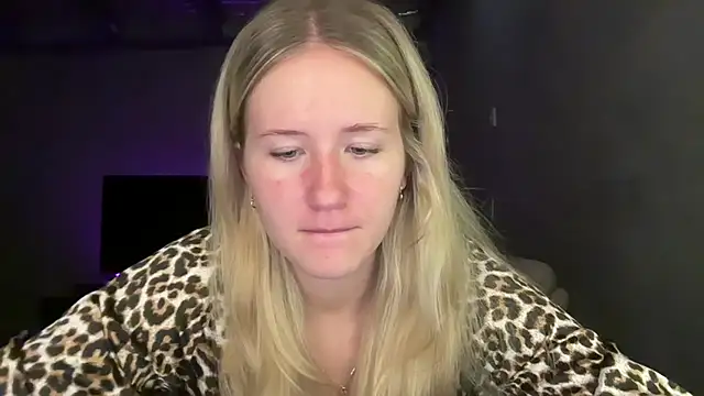 itssosierra online show from July 2, 1:50 am