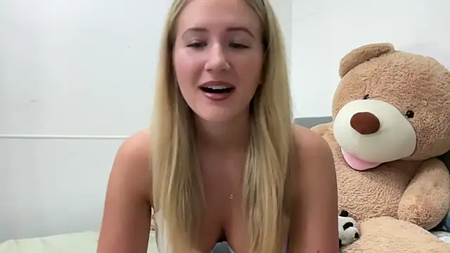 itssosierra online show from February 11, 10:53 pm