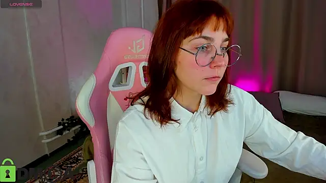 Rene Shine online show from November 17, 12:58 am