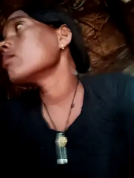 Snapshot of Cutsedi3 chatting on October 19, 11:46 am Cutsedi3 online show from October 19, 11:46 am