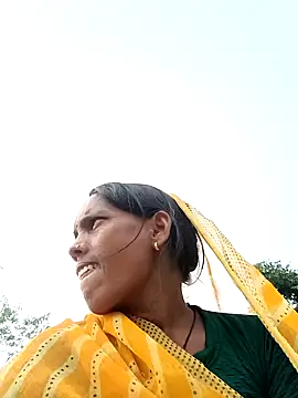 Cutsedi3 online show from October 25, 1:23 pm