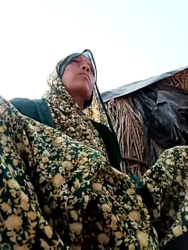 Cutsedi3 online show from November 28, 9:53 am