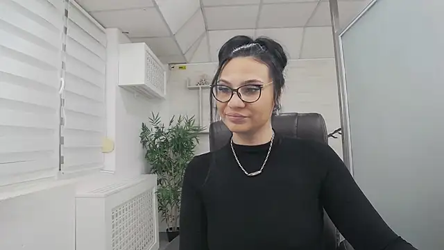YaraXCox online show from April 27, 3:37 am