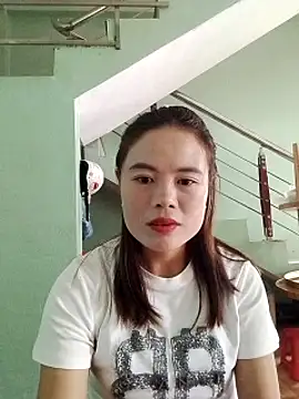 Snapshot of Leha_xx chatting on October 12, 1:40 am Leha xx online show from October 12, 1:40 am