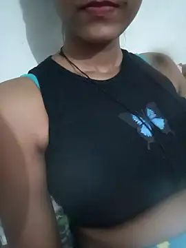 Snapshot of Sexy_baby_pooja chatting on October 13, 3:35 pm Sexy baby pooja online show from October 13, 3:35 pm