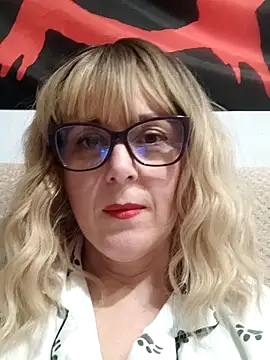 Amelialove42 online show from March 12, 2:21 pm