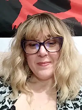 Amelialove42 online show from March 9, 7:17 pm