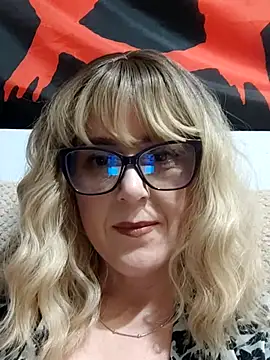 Amelialove42 online show from February 17, 7:33 pm