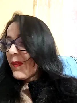 Snapshot of Amelialove42 chatting on October 22, 6:18 pm Amelialove42 online show from October 22, 6:18 pm