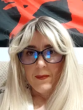 Amelialove42 online show from December 21, 7:15 pm