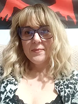 Amelialove42 online show from March 14, 8:59 pm