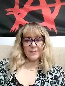 Amelialove42 online show from February 14, 7:36 pm