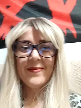 Amelialove42 online show from January 7, 6:35 pm