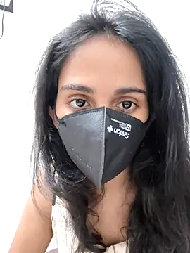 Snapshot of Krishtiya_real chatting on July 20, 10:33 am Krishtiya real online show from July 20, 10:33 am