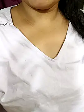 Snapshot of madhumitha_telugu chatting on October 16, 6:27 pm madhumitha telugu online show from October 16, 6:27 pm
