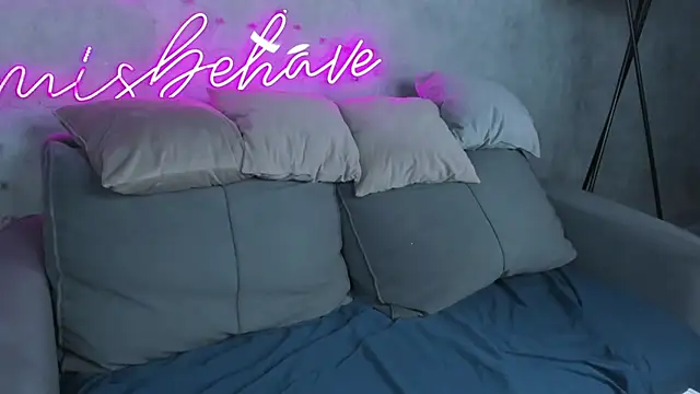 Renesmy Black online show from March 23, 11:48 pm