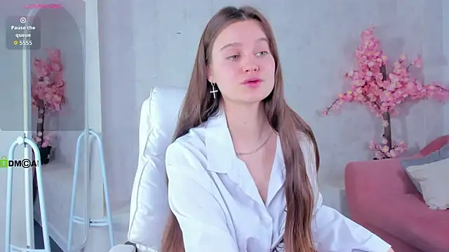 Snapshot of Renesmy_Black chatting on February 5, 12:28 am Renesmy Black online show from February 5, 12:28 am