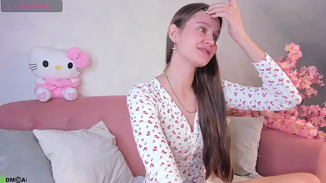 Snapshot of Renesmy_Black chatting on December 5, 12:21 am Renesmy Black online show from December 5, 12:21 am