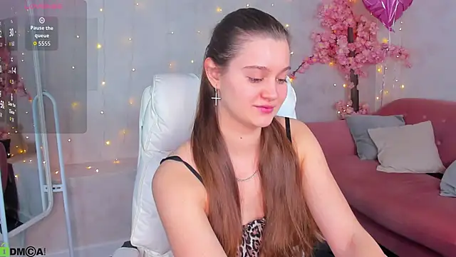 Snapshot of Renesmy_Black chatting on February 25, 1:06 am Renesmy Black online show from February 25, 1:06 am