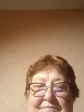 Snapshot of Katherine735 chatting on May 31, 8:31 pm Katherine735 online show from May 31, 8:31 pm