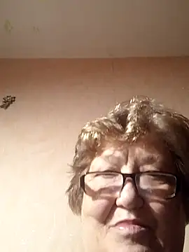 Katherine735 online show from October 28, 9:47 pm