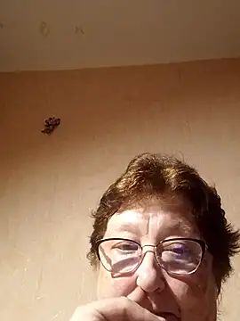 Snapshot of Katherine735 chatting on June 27, 7:31 pm Katherine735 online show from June 27, 7:31 pm